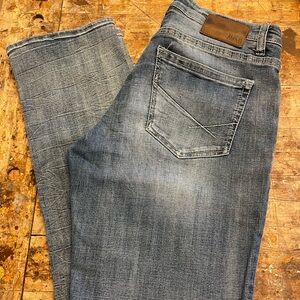 BKE Men's Nolan Straight Stretch Jeans